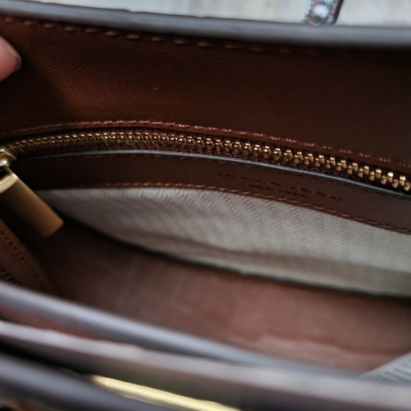 NEW Tory Burch Lee Radziwill Saddlebag - Picture 11 of 16